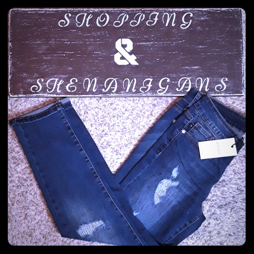 Judy Blue Capri Patch Jeans